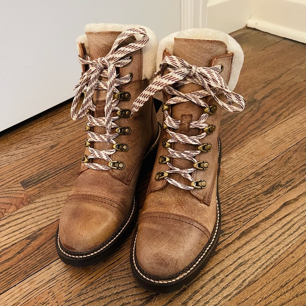 Women's Tan Faux-Shearling Lace-Up Winter Boots